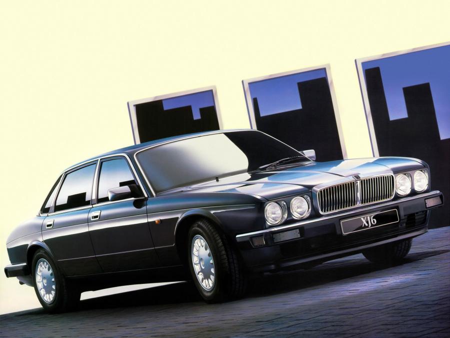  Jaguar XJ6 1986 года  (фото 2 из 3)